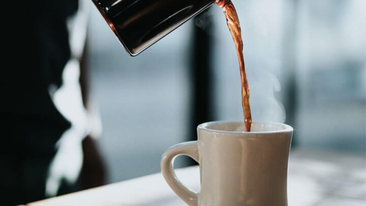 Jam Ideal Minum Kopi