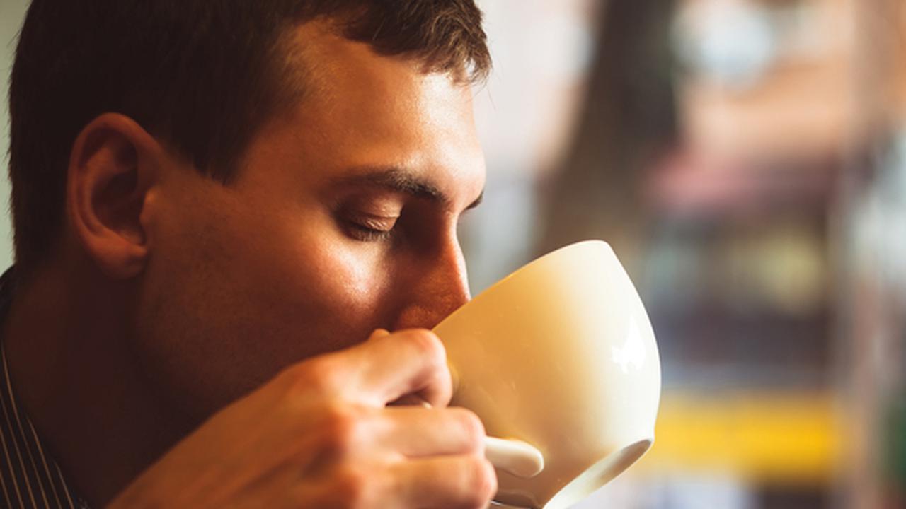 Minum kopi