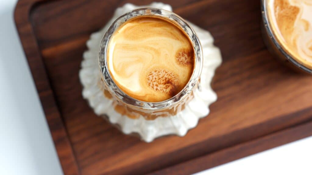 Sensasi Ekstrem, Dirty Coffee Beku -86 Derajat dengan Creamy Layer yang Bikin Ketagihan