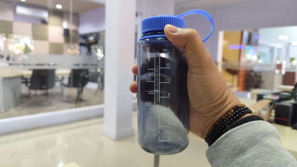 Plastik Makin Mahal Kedai Kopi Wajibkan Tumbler Sendiri, Konsumen Mulai Protes atau Setuju?