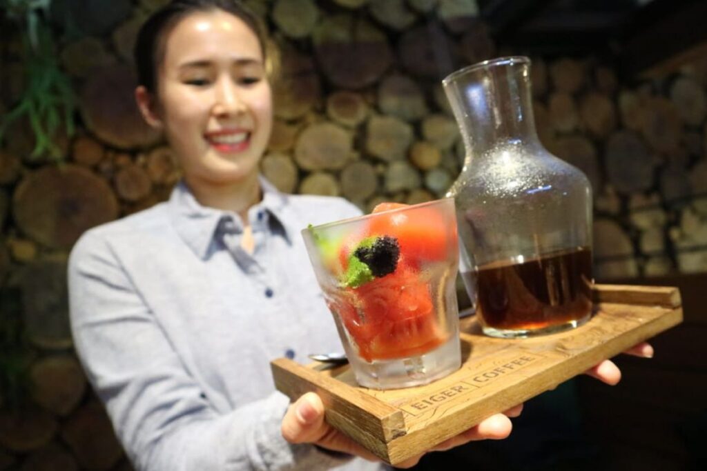 Kopi Rasa Buah? Perpaduan Unik Ini Bikin Pecinta Kopi Penasaran