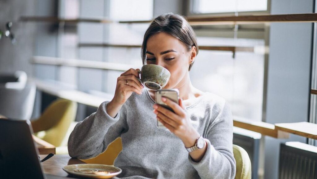 Jangan Asal Ngopi! Kebiasaan Ini Ternyata Bisa Membuat Gula Darah Melonjak